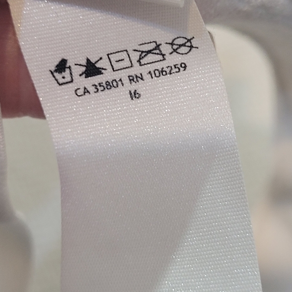 LULULEMON hat in white - Picture 12 of 16